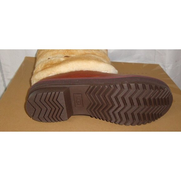 UGG Australia LILYAN Mahogany Waterproof Leather Sheepskin Boots Size US 6 NIB - Picture 7 of 7